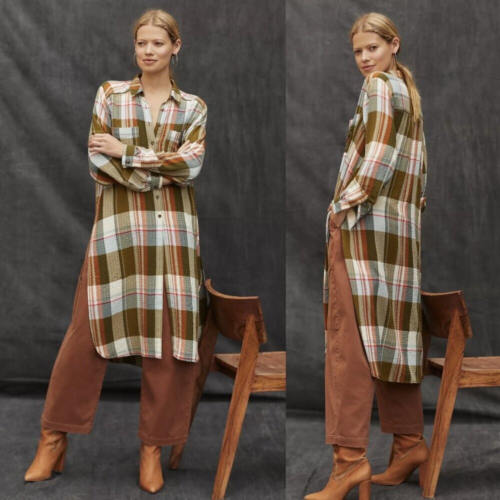 Pilcro Anthropologie Side-Slit Maxi Tunic Button Down in Green/Red Plaid, XS